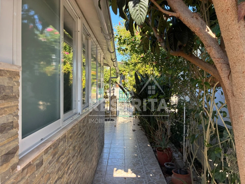 Moradia T2 para Venda em Fernao Ferro Foto 17