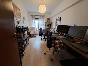 Apartamento T2 para Arrendamento em Nossa Senhora do Pópulo, Coto e São Gregório