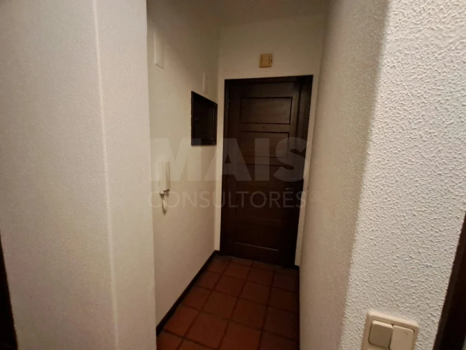 Apartamento T2 para Arrendamento em Nossa Senhora do Pópulo, Coto e São Gregório Foto 9