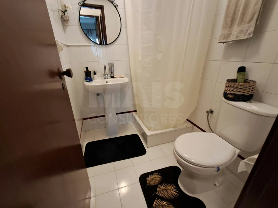 Apartamento T2 para Arrendamento em Nossa Senhora do Pópulo, Coto e São Gregório Foto 7