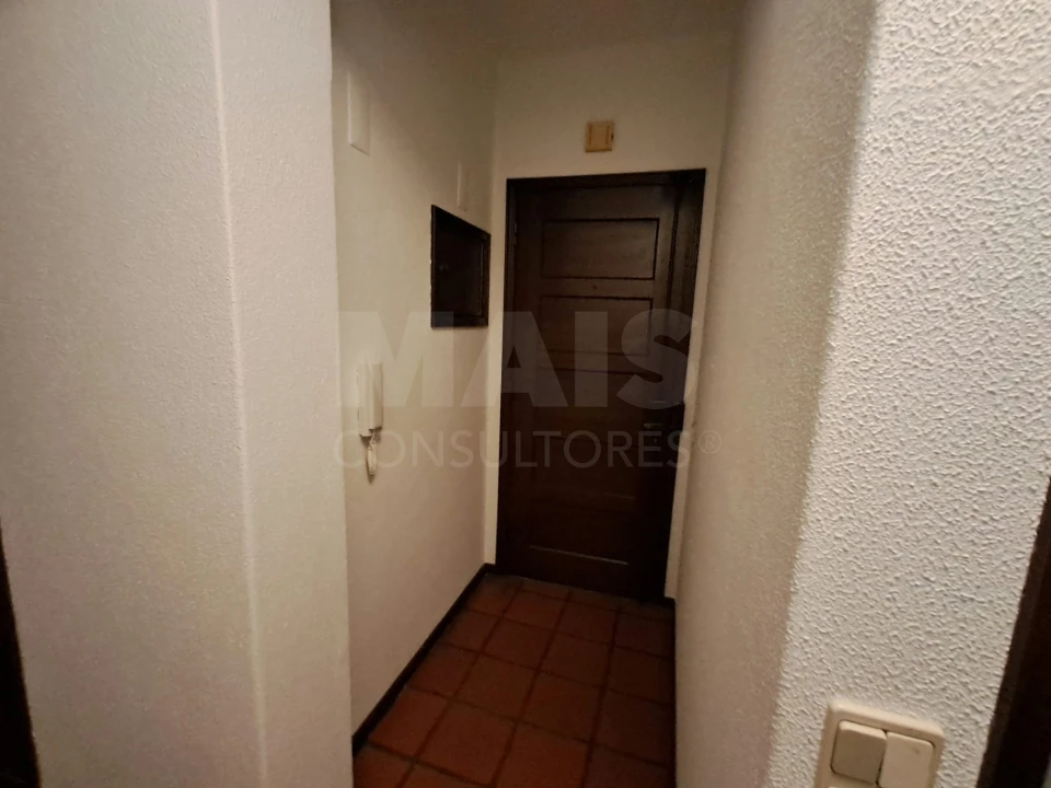 Apartamento T2 para Arrendamento em Nossa Senhora do Pópulo, Coto e São Gregório Foto 9
