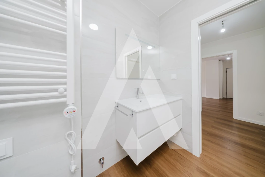 Apartamento T3 para Venda em Lousã e Vilarinho Foto 17
