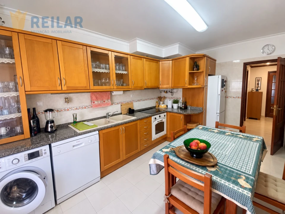 Apartamento T2 para Venda em Santa Iria de Azoia, São João da Talha e Bobadela Foto 1