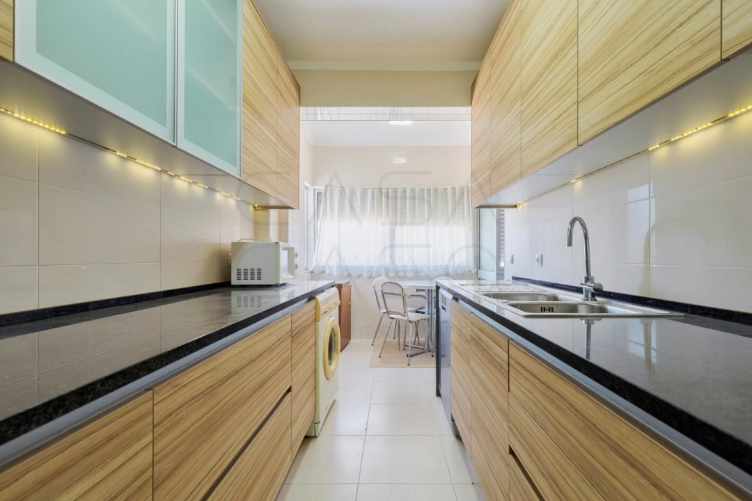Apartamento T3 para Venda em Sesimbra (Castelo) Foto 2