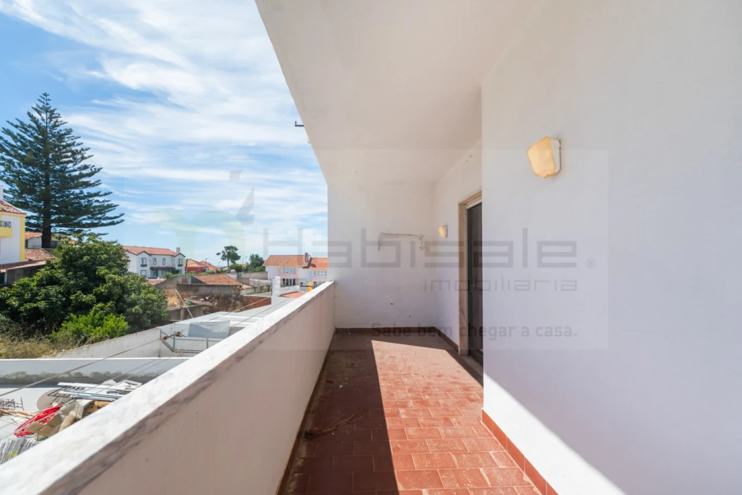 Apartamento T3 para Venda em Carcavelos e Parede Foto 31