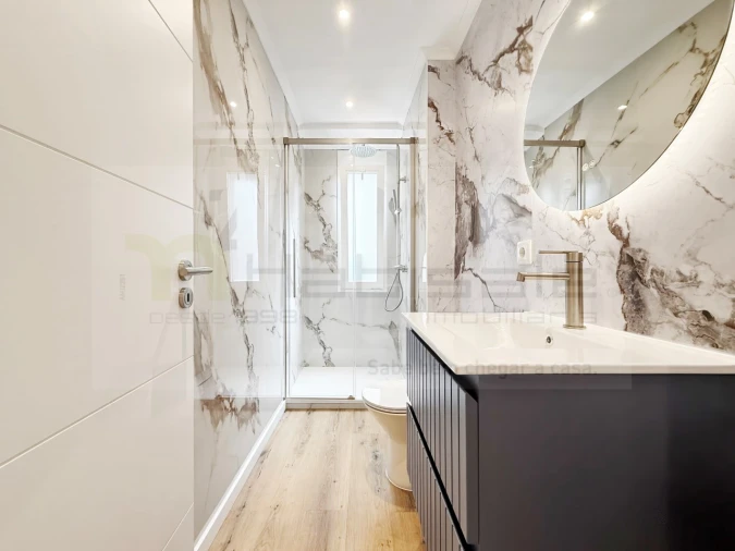 Apartamento T3 para Venda em Arroios Foto 17