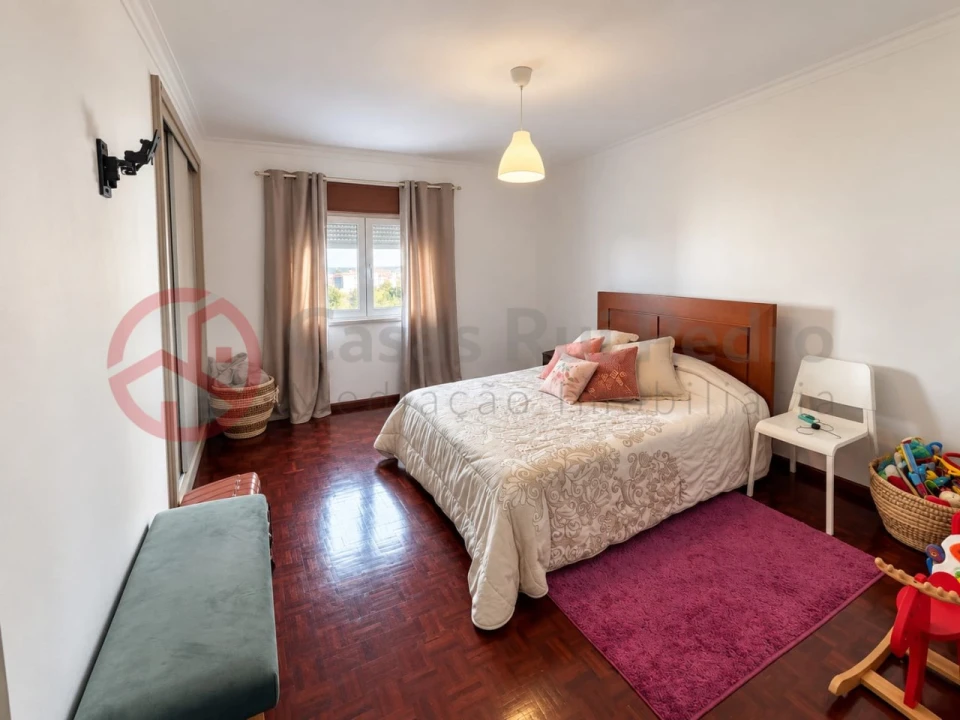 Apartamento T2 para Venda em Algueirão-Mem Martins Foto 21