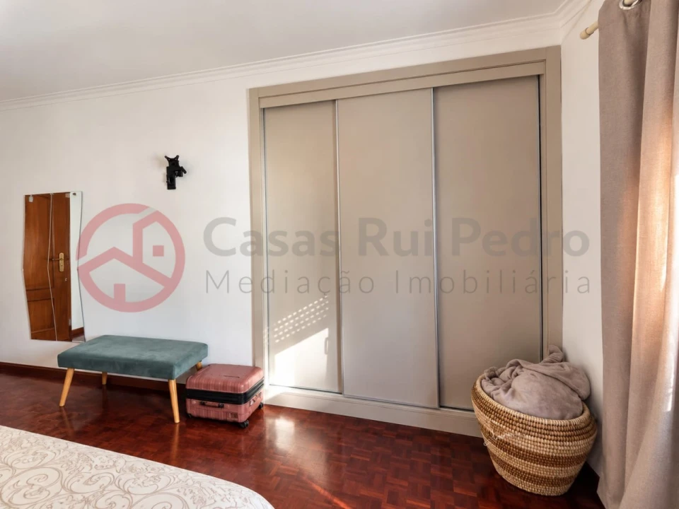 Apartamento T2 para Venda em Algueirão-Mem Martins Foto 25