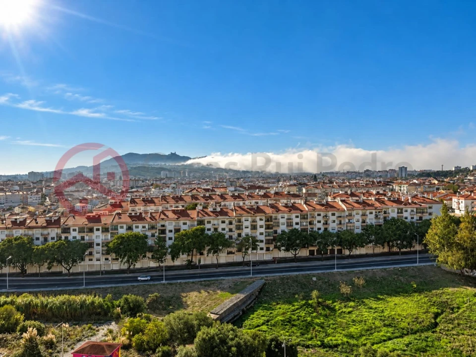 Apartamento T2 para Venda em Algueirão-Mem Martins Foto 36