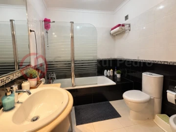 Apartamento T2 para Venda em Algueirão-Mem Martins