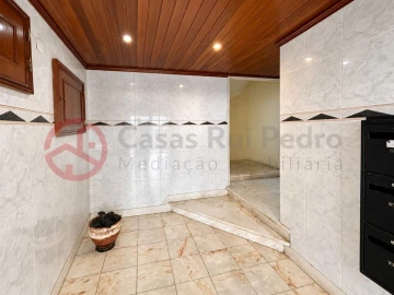 Apartamento T2 para Venda em Algueirão-Mem Martins