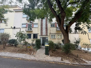 Apartamento T2 para Venda em Alvalade