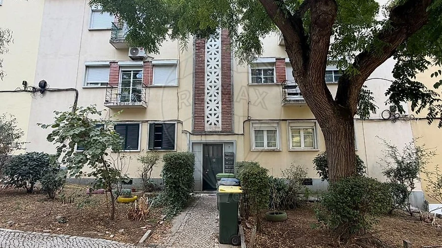 Apartamento T2 para Venda em Alvalade