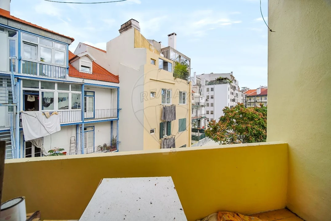 Apartamento T5 para Venda em Avenidas Novas Foto 22