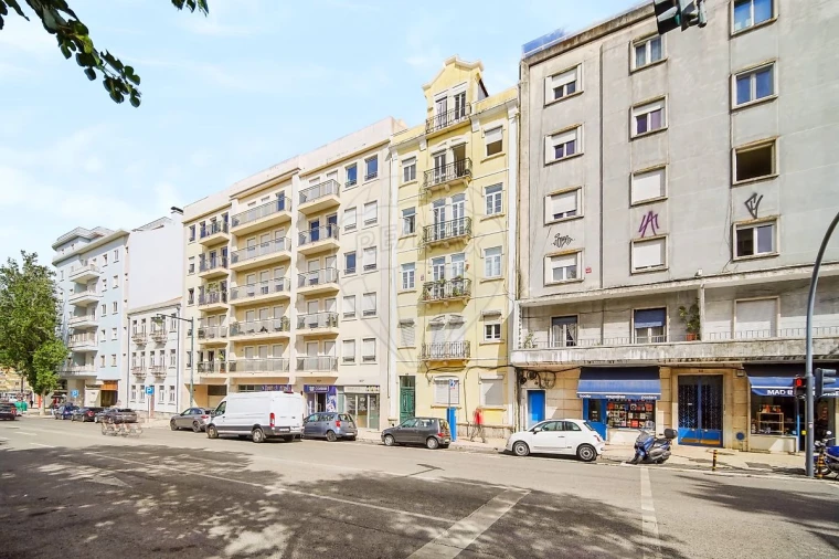 Apartamento T5 para Venda em Avenidas Novas Foto 25