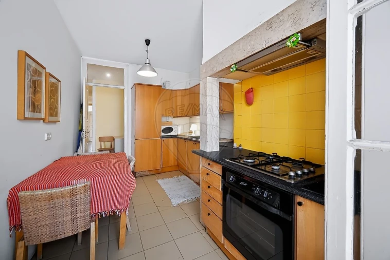 Apartamento T5 para Venda em Avenidas Novas Foto 18