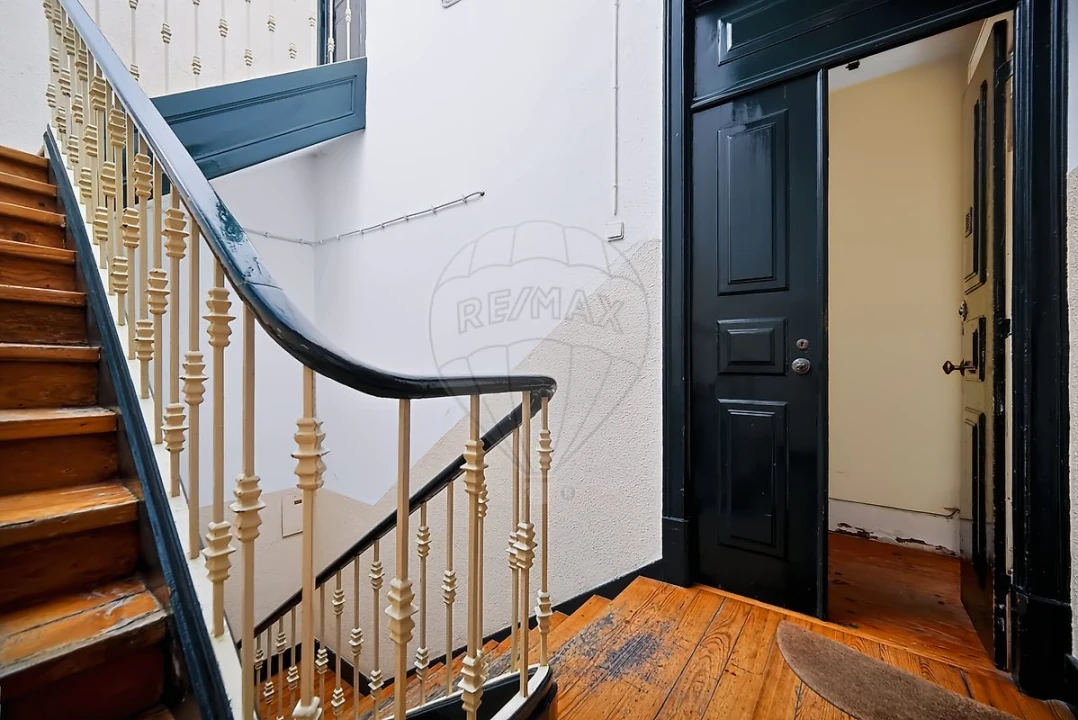 Apartamento T5 para Venda em Avenidas Novas Foto 23