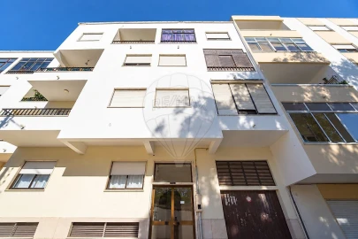 Apartamento T2 para Venda em Castanheira do Ribatejo e Cachoeiras