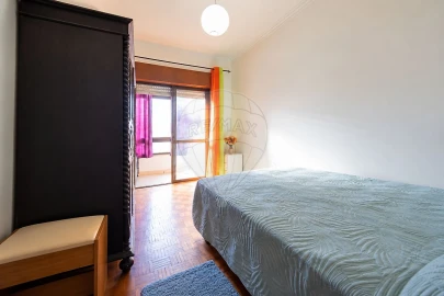 Apartamento T2 para Venda em Castanheira do Ribatejo e Cachoeiras