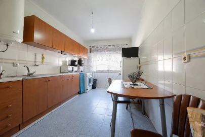 Apartamento T2 para Venda em Castanheira do Ribatejo e Cachoeiras