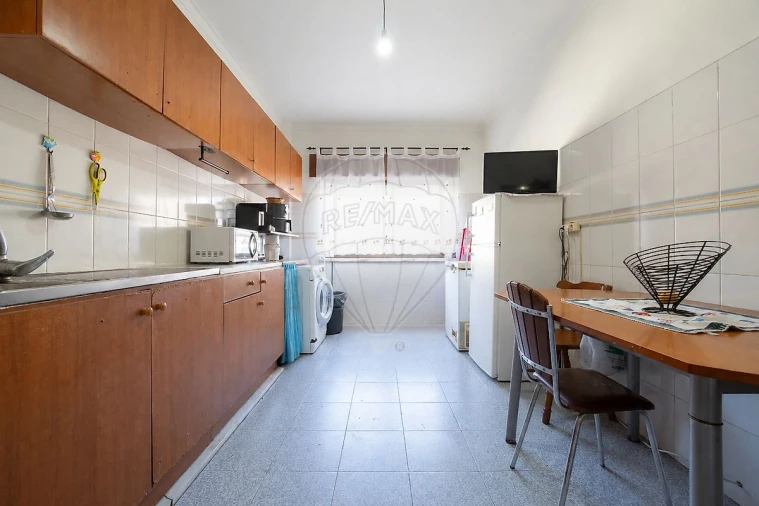 Apartamento T2 para Venda em Castanheira do Ribatejo e Cachoeiras Foto 5