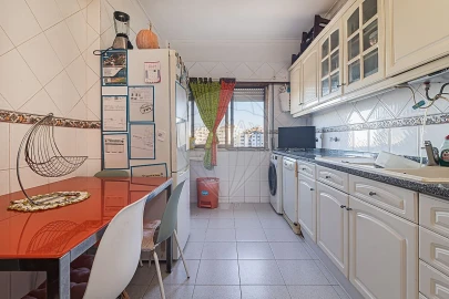 Apartamento T2 para Venda em Cacém e São Marcos