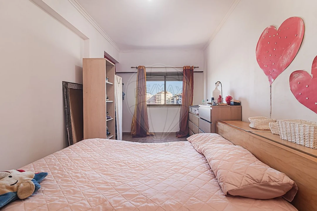 Apartamento T2 para Venda em Cacém e São Marcos Foto 25
