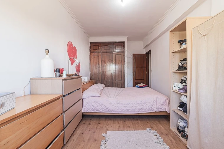 Apartamento T2 para Venda em Cacém e São Marcos Foto 27