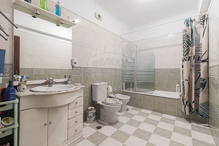 Apartamento T2 para Venda em Cacém e São Marcos Foto 18