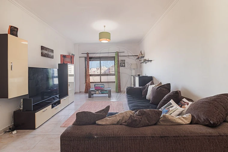 Apartamento T2 para Venda em Cacém e São Marcos Foto 9