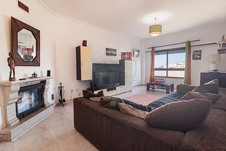 Apartamento T2 para Venda em Cacém e São Marcos Foto 6