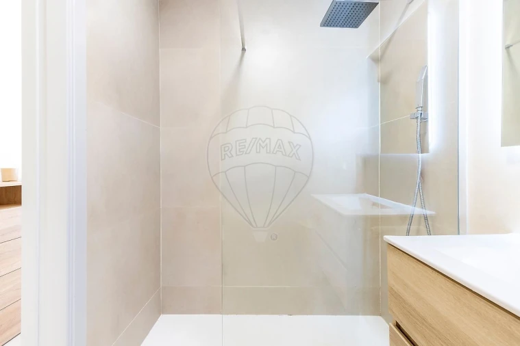 Apartamento T2 para Venda em Silveira Foto 15