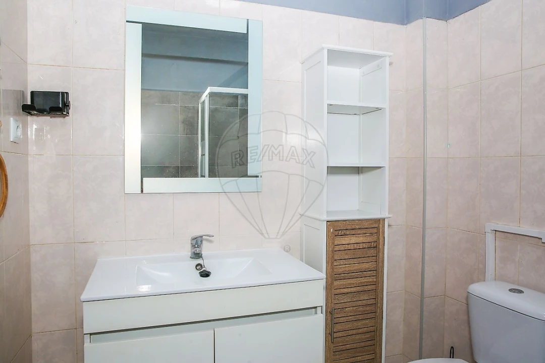 Apartamento T2 para Venda em Azambuja Foto 21