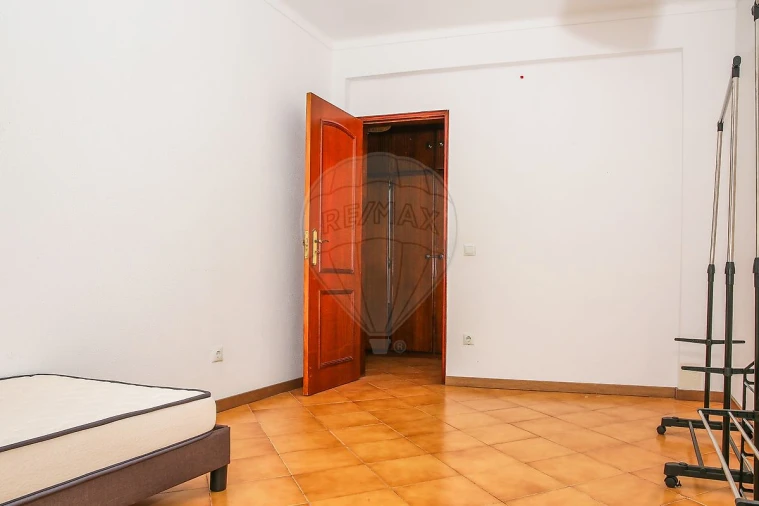 Apartamento T2 para Venda em Azambuja Foto 14