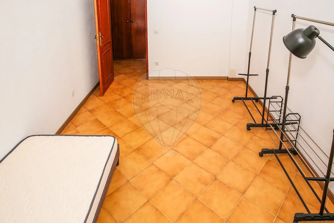 Apartamento T2 para Venda em Azambuja Foto 15