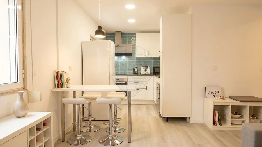 Apartamento T2 para Venda em Ramada e Caneças Foto 10