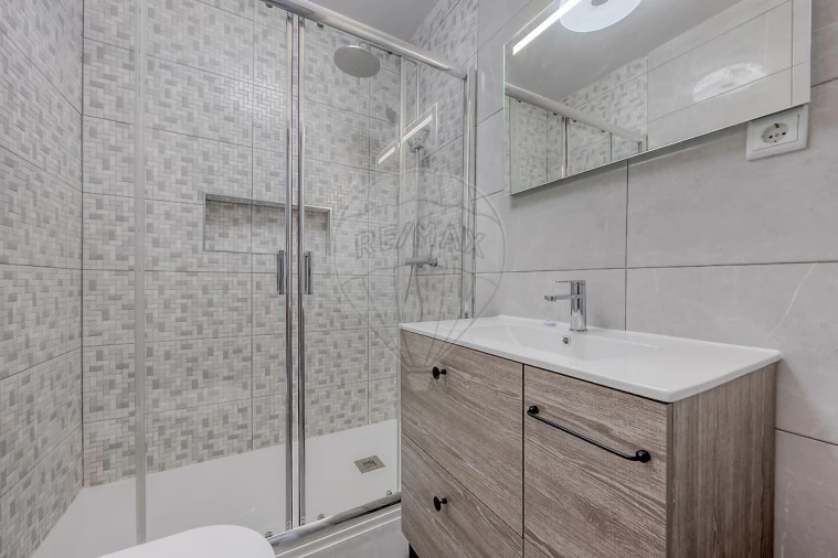 Apartamento T2 para Venda em Bonfim Foto 6