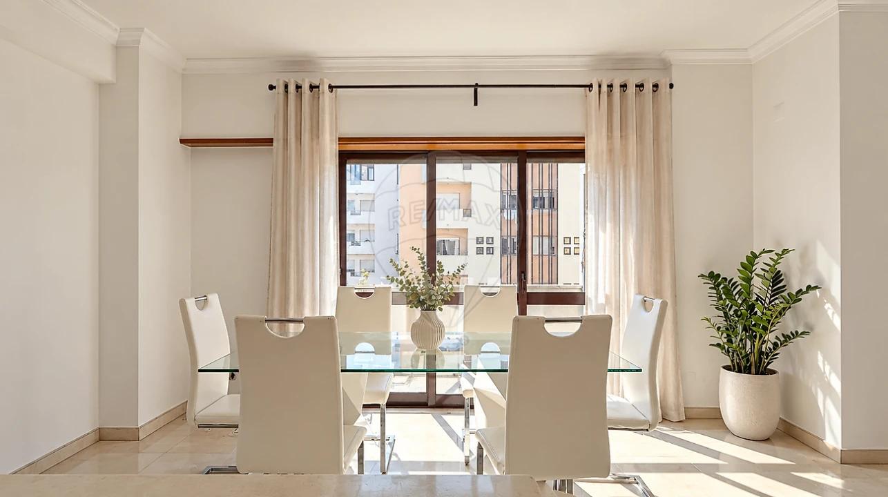 Apartamento T3 para Venda em Ramada e Caneças Foto 3