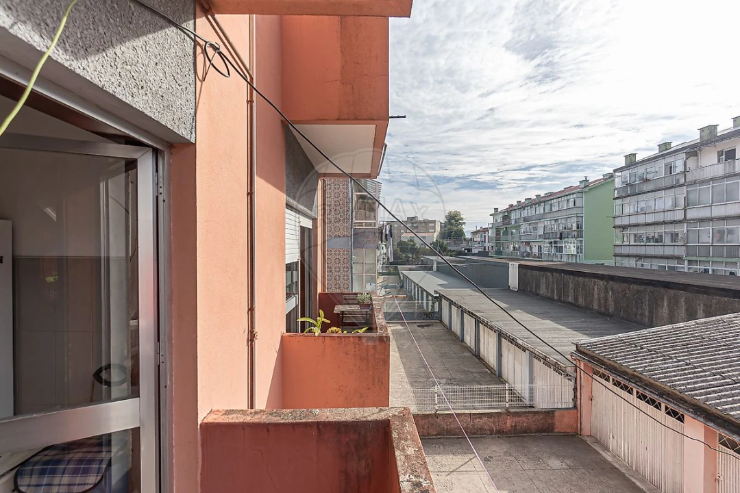Apartamento T3 para Venda em Rio Tinto Foto 13