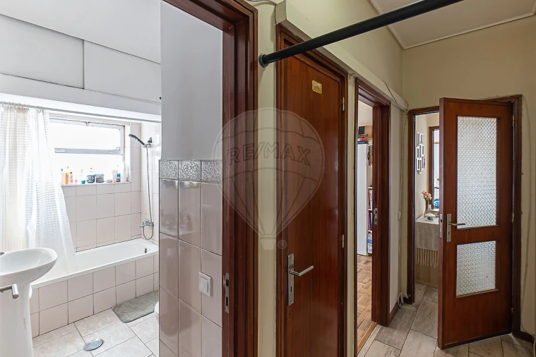Apartamento T3 para Venda em Rio Tinto Foto 2