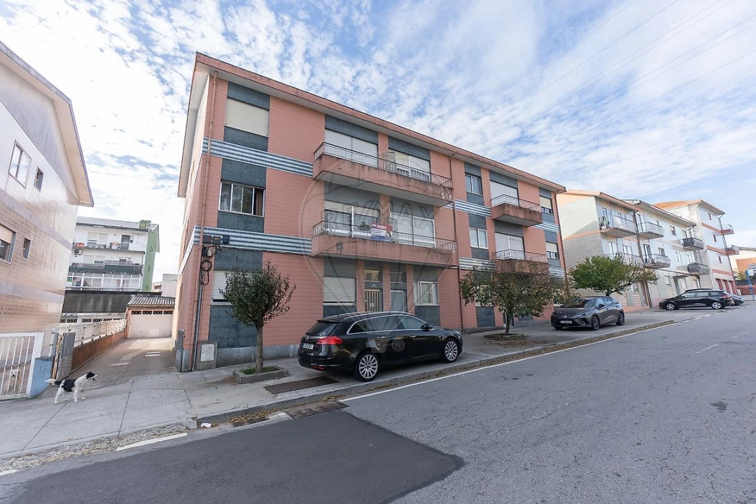 Apartamento T3 para Venda em Rio Tinto Foto 10