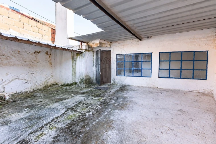 Moradia T4 para Venda em Aveiras de Baixo Foto 24