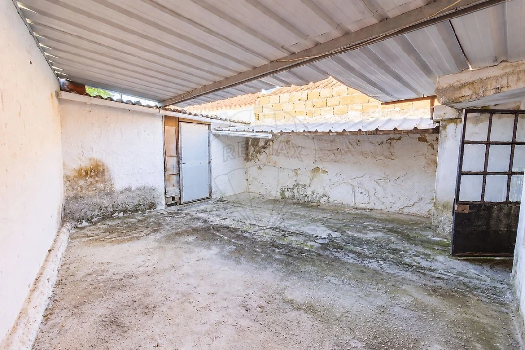 Moradia T4 para Venda em Aveiras de Baixo Foto 27