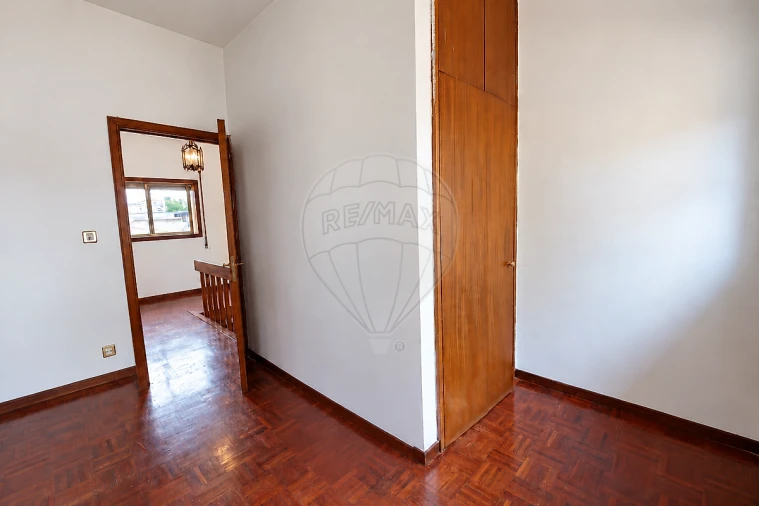 Moradia T4 para Venda em Pedrouços Foto 36