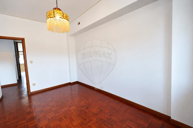 Moradia T4 para Venda em Pedrouços Foto 19