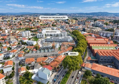 Moradia T5 para Venda em Pedrouços