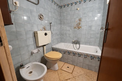 Moradia T5 para Venda em Pedrouços
