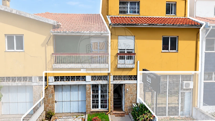 Moradia T5 para Venda em Pedrouços