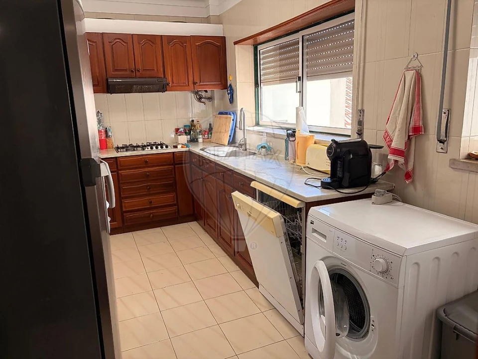 Apartamento T2 para Arrendamento em Buarcos Foto 7