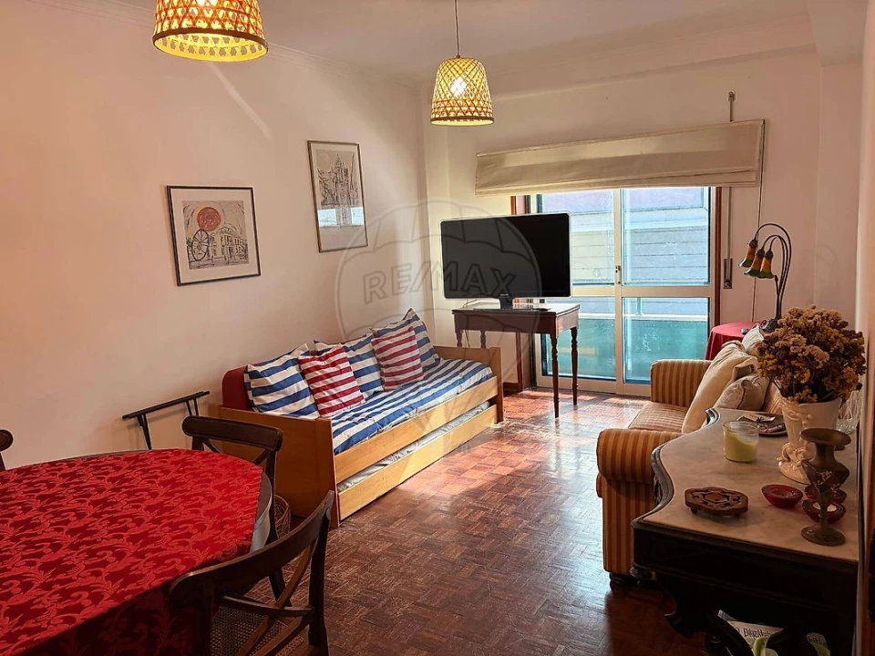 Apartamento T2 para Arrendamento em Buarcos Foto 6